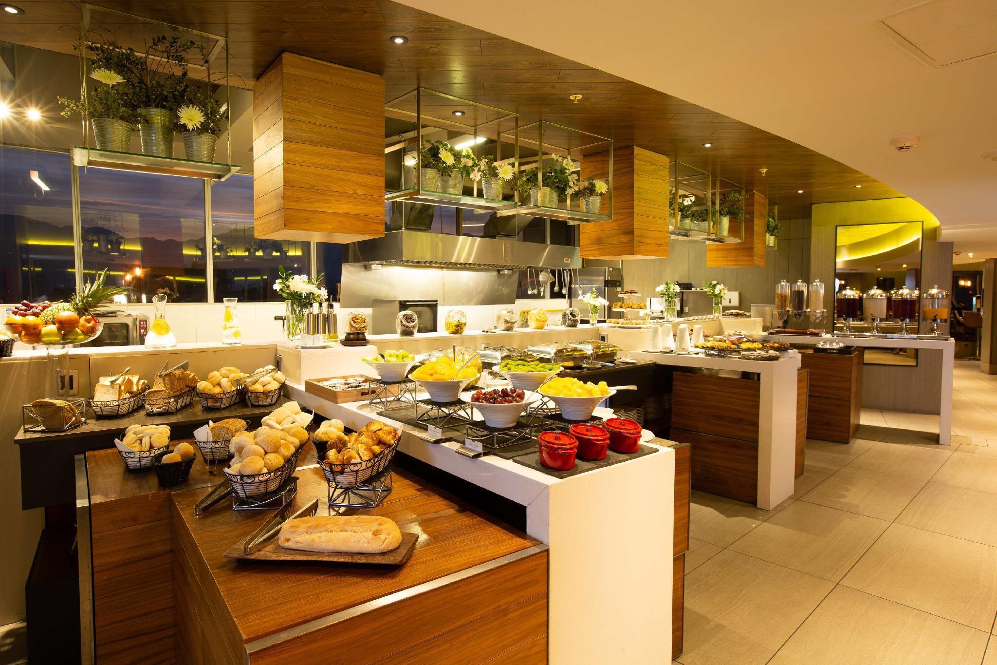 Doubletree By Hilton Santiago Kennedy, Chile Ξενοδοχείο Εξωτερικό φωτογραφία