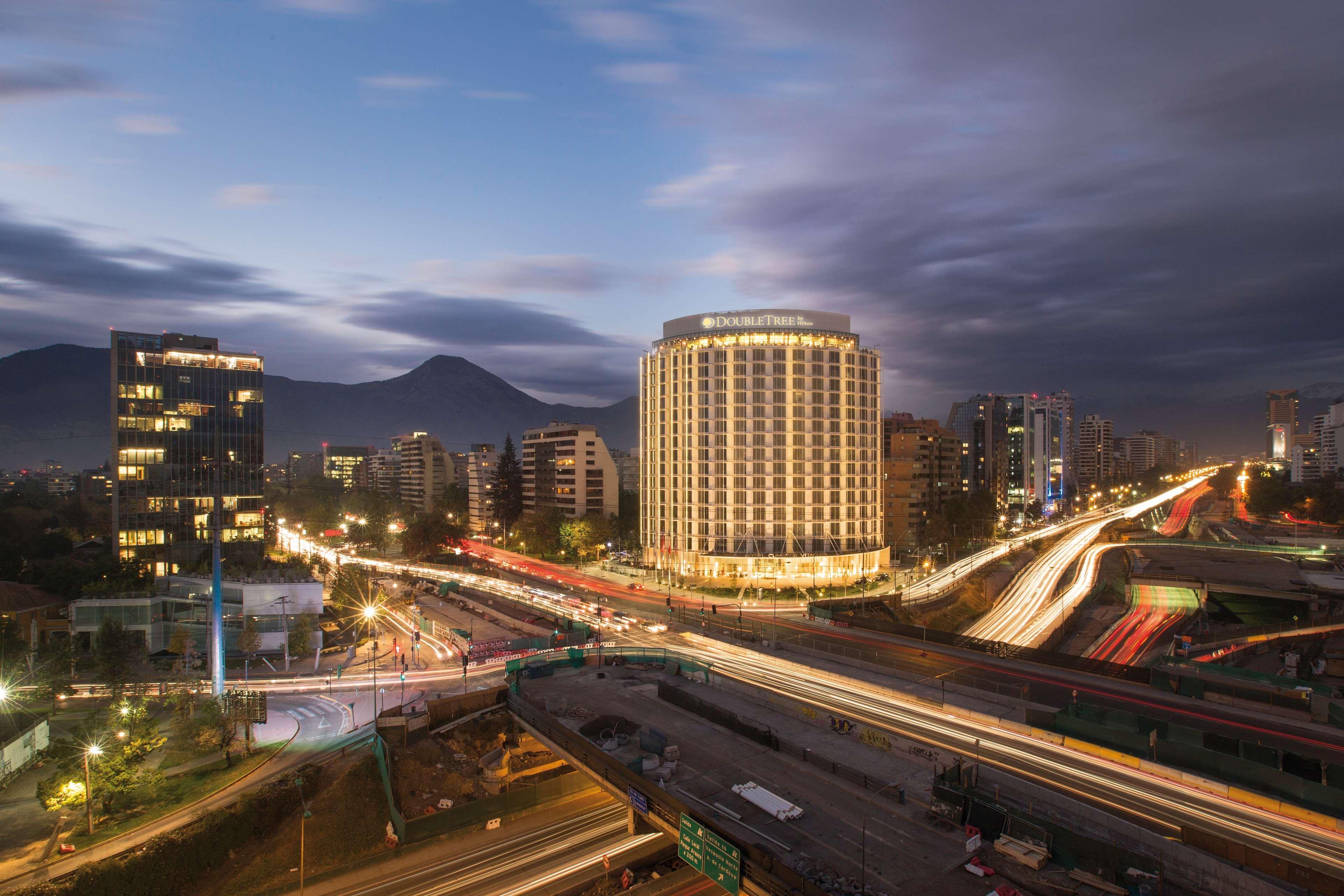 Doubletree By Hilton Santiago Kennedy, Chile Ξενοδοχείο Εξωτερικό φωτογραφία